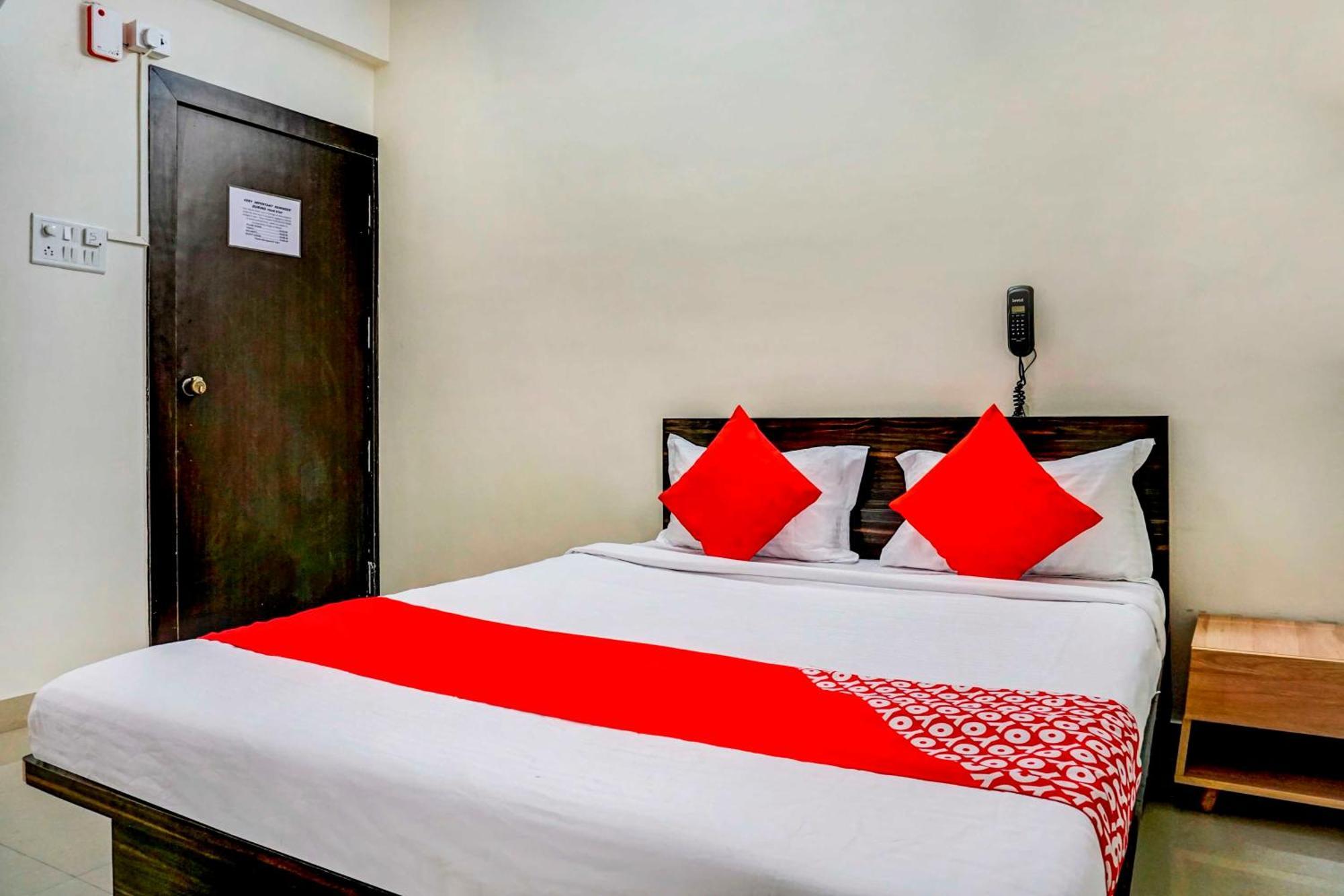 Hotel O Komfort Inn Пуне Екстер'єр фото